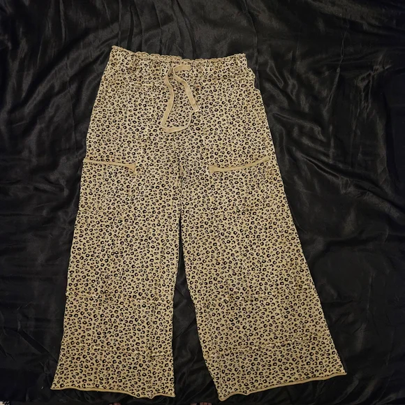 Easel Animal Print Wide-Leg Pants - Picture 1 of 3